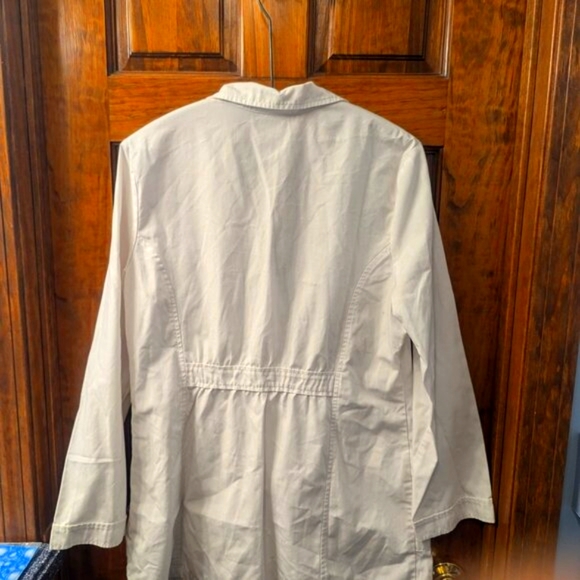 White Nurse Professional Lab Coat By Vital Signs Size Medium - Picture 2 of 7